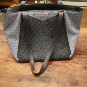 Michael Kohrs Tote